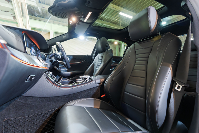 メルセデスベンツ Eクラス E250 AVG ｽﾎﾟｰﾂ ﾚｻﾞｰｴｸｽｸﾙｰｼﾌﾞ&ﾚｰﾀﾞｰｾｰﾌﾃｨPKG　黒ﾅｯﾊﾟ革 ｼｰﾄﾋｰﾀｰ SR 純正ﾅﾋﾞ ﾌﾙｾｸﾞTV CarPlay Burmester 360ｶﾒﾗ ﾏﾙﾁﾋﾞｰﾑLED 自動Rｹﾞｰﾄ ﾊﾝｽﾞﾌﾘｰA AMGｴｱﾛ&19AW　2年保証