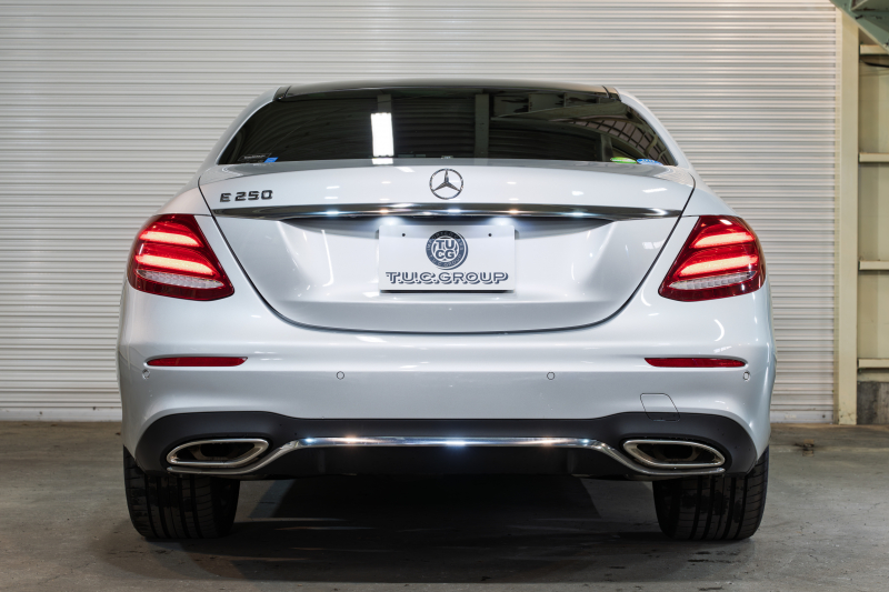 メルセデスベンツ Eクラス E250 AVG ｽﾎﾟｰﾂ ﾚｻﾞｰｴｸｽｸﾙｰｼﾌﾞ&ﾚｰﾀﾞｰｾｰﾌﾃｨPKG　黒ﾅｯﾊﾟ革 ｼｰﾄﾋｰﾀｰ SR 純正ﾅﾋﾞ ﾌﾙｾｸﾞTV CarPlay Burmester 360ｶﾒﾗ ﾏﾙﾁﾋﾞｰﾑLED 自動Rｹﾞｰﾄ ﾊﾝｽﾞﾌﾘｰA AMGｴｱﾛ&19AW　2年保証