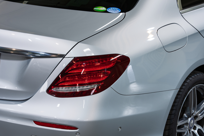 メルセデスベンツ Eクラス E250 AVG ｽﾎﾟｰﾂ ﾚｻﾞｰｴｸｽｸﾙｰｼﾌﾞ&ﾚｰﾀﾞｰｾｰﾌﾃｨPKG　黒ﾅｯﾊﾟ革 ｼｰﾄﾋｰﾀｰ SR 純正ﾅﾋﾞ ﾌﾙｾｸﾞTV CarPlay Burmester 360ｶﾒﾗ ﾏﾙﾁﾋﾞｰﾑLED 自動Rｹﾞｰﾄ ﾊﾝｽﾞﾌﾘｰA AMGｴｱﾛ&19AW　2年保証