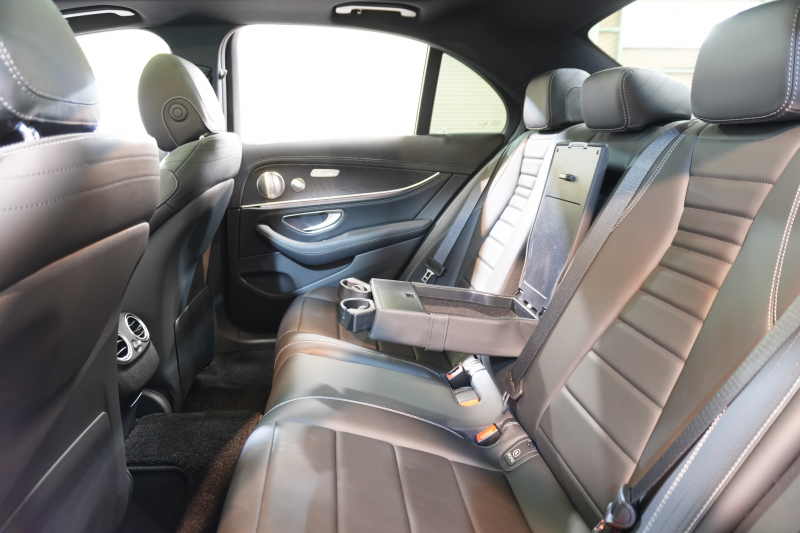 メルセデスベンツ Eクラス E250 AVG ｽﾎﾟｰﾂ ﾚｻﾞｰｴｸｽｸﾙｰｼﾌﾞ&ﾚｰﾀﾞｰｾｰﾌﾃｨPKG　黒ﾅｯﾊﾟ革 ｼｰﾄﾋｰﾀｰ SR 純正ﾅﾋﾞ ﾌﾙｾｸﾞTV CarPlay Burmester 360ｶﾒﾗ ﾏﾙﾁﾋﾞｰﾑLED 自動Rｹﾞｰﾄ ﾊﾝｽﾞﾌﾘｰA AMGｴｱﾛ&19AW　2年保証