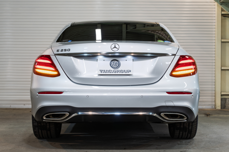 メルセデスベンツ Eクラス E250 AVG ｽﾎﾟｰﾂ ﾚｻﾞｰｴｸｽｸﾙｰｼﾌﾞ&ﾚｰﾀﾞｰｾｰﾌﾃｨPKG　黒ﾅｯﾊﾟ革 ｼｰﾄﾋｰﾀｰ SR 純正ﾅﾋﾞ ﾌﾙｾｸﾞTV CarPlay Burmester 360ｶﾒﾗ ﾏﾙﾁﾋﾞｰﾑLED 自動Rｹﾞｰﾄ ﾊﾝｽﾞﾌﾘｰA AMGｴｱﾛ&19AW　2年保証