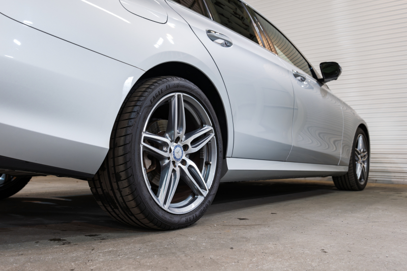 メルセデスベンツ Eクラス E250 AVG ｽﾎﾟｰﾂ ﾚｻﾞｰｴｸｽｸﾙｰｼﾌﾞ&ﾚｰﾀﾞｰｾｰﾌﾃｨPKG　黒ﾅｯﾊﾟ革 ｼｰﾄﾋｰﾀｰ SR 純正ﾅﾋﾞ ﾌﾙｾｸﾞTV CarPlay Burmester 360ｶﾒﾗ ﾏﾙﾁﾋﾞｰﾑLED 自動Rｹﾞｰﾄ ﾊﾝｽﾞﾌﾘｰA AMGｴｱﾛ&19AW　2年保証