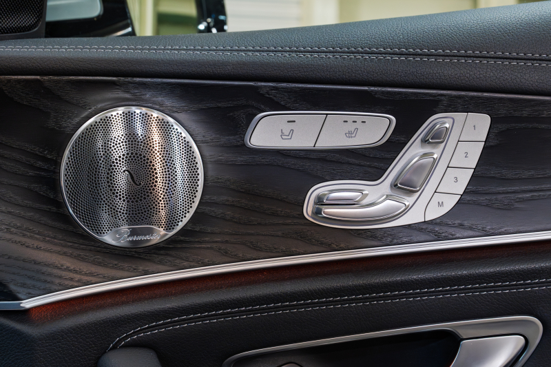 メルセデスベンツ Eクラス E250 AVG ｽﾎﾟｰﾂ ﾚｻﾞｰｴｸｽｸﾙｰｼﾌﾞ&ﾚｰﾀﾞｰｾｰﾌﾃｨPKG　黒ﾅｯﾊﾟ革 ｼｰﾄﾋｰﾀｰ SR 純正ﾅﾋﾞ ﾌﾙｾｸﾞTV CarPlay Burmester 360ｶﾒﾗ ﾏﾙﾁﾋﾞｰﾑLED 自動Rｹﾞｰﾄ ﾊﾝｽﾞﾌﾘｰA AMGｴｱﾛ&19AW　2年保証