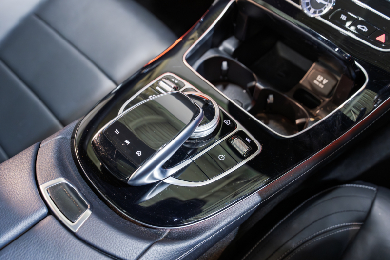 メルセデスベンツ Eクラス E250 AVG ｽﾎﾟｰﾂ ﾚｻﾞｰｴｸｽｸﾙｰｼﾌﾞ&ﾚｰﾀﾞｰｾｰﾌﾃｨPKG　黒ﾅｯﾊﾟ革 ｼｰﾄﾋｰﾀｰ SR 純正ﾅﾋﾞ ﾌﾙｾｸﾞTV CarPlay Burmester 360ｶﾒﾗ ﾏﾙﾁﾋﾞｰﾑLED 自動Rｹﾞｰﾄ ﾊﾝｽﾞﾌﾘｰA AMGｴｱﾛ&19AW　2年保証