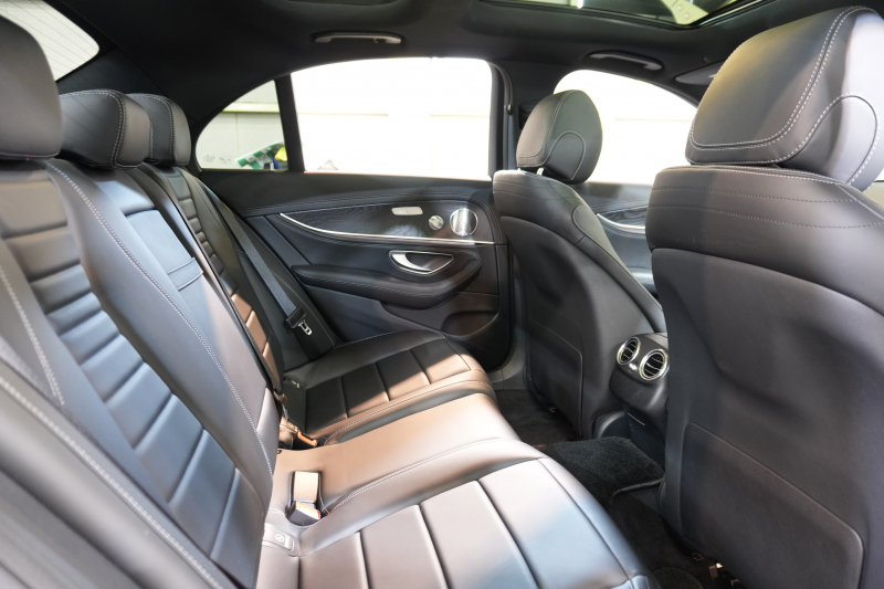 メルセデスベンツ Eクラス E250 AVG ｽﾎﾟｰﾂ ﾚｻﾞｰｴｸｽｸﾙｰｼﾌﾞ&ﾚｰﾀﾞｰｾｰﾌﾃｨPKG　黒ﾅｯﾊﾟ革 ｼｰﾄﾋｰﾀｰ SR 純正ﾅﾋﾞ ﾌﾙｾｸﾞTV CarPlay Burmester 360ｶﾒﾗ ﾏﾙﾁﾋﾞｰﾑLED 自動Rｹﾞｰﾄ ﾊﾝｽﾞﾌﾘｰA AMGｴｱﾛ&19AW　2年保証