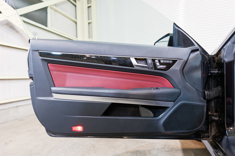 メルセデスベンツ Eクラス E250ｸｰﾍﾟ AMGｽﾎﾟｰﾂ&ﾚｰﾀﾞｰｾｰﾌﾃｨPKG　後期 1ｵｰﾅｰ 赤本革 ｼｰﾄﾋｰﾀｰ ﾏﾙﾁｺﾝﾄﾛｰﾙｼｰﾄﾊﾞｯｸ 純正ﾅﾋﾞ ﾌﾙｾｸﾞTV 360ｶﾒﾗ LEDﾍｯﾄﾞ  電動ﾘｱｻﾝｼｪｰﾄﾞ AMGｴｱﾛ&18AW 7AT　2年保証