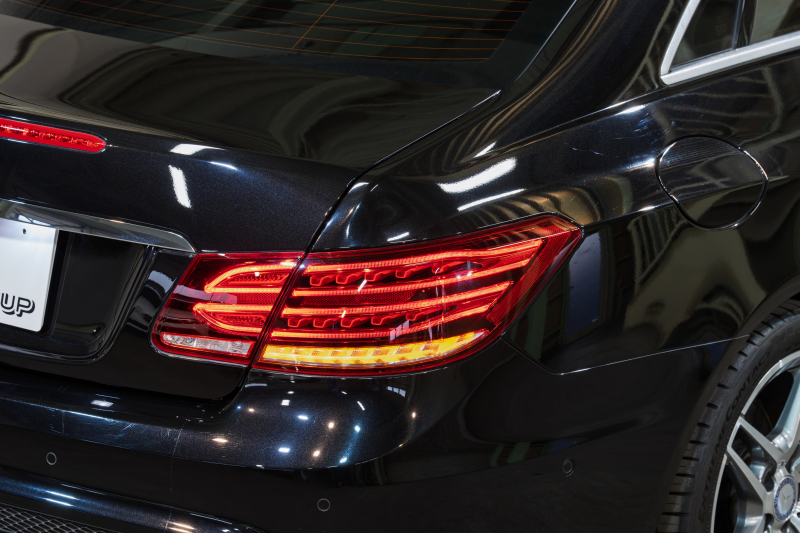 メルセデスベンツ Eクラス E250ｸｰﾍﾟ AMGｽﾎﾟｰﾂ&ﾚｰﾀﾞｰｾｰﾌﾃｨPKG　後期 1ｵｰﾅｰ 赤本革 ｼｰﾄﾋｰﾀｰ ﾏﾙﾁｺﾝﾄﾛｰﾙｼｰﾄﾊﾞｯｸ 純正ﾅﾋﾞ ﾌﾙｾｸﾞTV 360ｶﾒﾗ LEDﾍｯﾄﾞ  電動ﾘｱｻﾝｼｪｰﾄﾞ AMGｴｱﾛ&18AW 7AT　2年保証