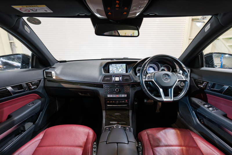 メルセデスベンツ Eクラス E250ｸｰﾍﾟ AMGｽﾎﾟｰﾂ&ﾚｰﾀﾞｰｾｰﾌﾃｨPKG　後期 1ｵｰﾅｰ 赤本革 ｼｰﾄﾋｰﾀｰ ﾏﾙﾁｺﾝﾄﾛｰﾙｼｰﾄﾊﾞｯｸ 純正ﾅﾋﾞ ﾌﾙｾｸﾞTV 360ｶﾒﾗ LEDﾍｯﾄﾞ  電動ﾘｱｻﾝｼｪｰﾄﾞ AMGｴｱﾛ&18AW 7AT　2年保証