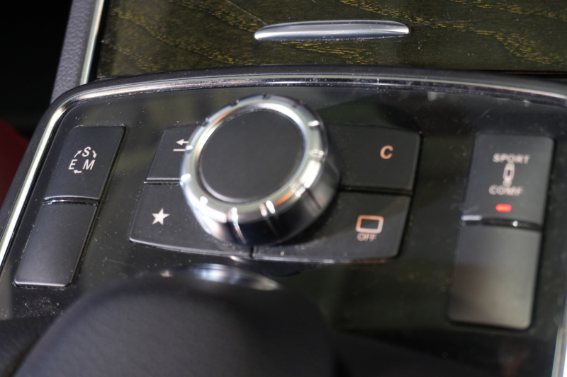 メルセデスベンツ Eクラス E250ｸｰﾍﾟ AMGｽﾎﾟｰﾂ&ﾚｰﾀﾞｰｾｰﾌﾃｨPKG　後期 1ｵｰﾅｰ 赤本革 ｼｰﾄﾋｰﾀｰ ﾏﾙﾁｺﾝﾄﾛｰﾙｼｰﾄﾊﾞｯｸ 純正ﾅﾋﾞ ﾌﾙｾｸﾞTV 360ｶﾒﾗ LEDﾍｯﾄﾞ  電動ﾘｱｻﾝｼｪｰﾄﾞ AMGｴｱﾛ&18AW 7AT　2年保証