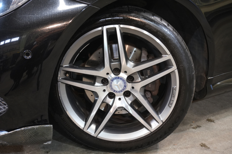 メルセデスベンツ Eクラス E250ｸｰﾍﾟ AMGｽﾎﾟｰﾂ&ﾚｰﾀﾞｰｾｰﾌﾃｨPKG　後期 1ｵｰﾅｰ 赤本革 ｼｰﾄﾋｰﾀｰ ﾏﾙﾁｺﾝﾄﾛｰﾙｼｰﾄﾊﾞｯｸ 純正ﾅﾋﾞ ﾌﾙｾｸﾞTV 360ｶﾒﾗ LEDﾍｯﾄﾞ  電動ﾘｱｻﾝｼｪｰﾄﾞ AMGｴｱﾛ&18AW 7AT　2年保証