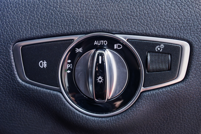 メルセデスベンツ Eクラス E250 ﾚｻﾞｰｴｸｽｸﾙｰｼﾌﾞ&ﾚｰﾀﾞｰｾｰﾌﾃｨPKG　黒ﾅｯﾊﾟ革 ｼｰﾄﾋｰﾀｰ SR 純正ﾅﾋﾞ ﾌﾙｾｸﾞTV CarPlay Burmester 360ｶﾒﾗ ﾏﾙﾁﾋﾞｰﾑLED 自動Rｹﾞｰﾄ ﾊﾝｽﾞﾌﾘｰA AMGｴｱﾛ&19AW　2年保証