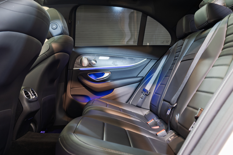 メルセデスベンツ Eクラス E250 ﾚｻﾞｰｴｸｽｸﾙｰｼﾌﾞ&ﾚｰﾀﾞｰｾｰﾌﾃｨPKG　黒ﾅｯﾊﾟ革 ｼｰﾄﾋｰﾀｰ SR 純正ﾅﾋﾞ ﾌﾙｾｸﾞTV CarPlay Burmester 360ｶﾒﾗ ﾏﾙﾁﾋﾞｰﾑLED 自動Rｹﾞｰﾄ ﾊﾝｽﾞﾌﾘｰA AMGｴｱﾛ&19AW　2年保証