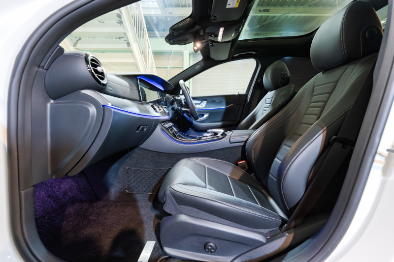 メルセデスベンツ Eクラス E250 ﾚｻﾞｰｴｸｽｸﾙｰｼﾌﾞ&ﾚｰﾀﾞｰｾｰﾌﾃｨPKG　黒ﾅｯﾊﾟ革 ｼｰﾄﾋｰﾀｰ SR 純正ﾅﾋﾞ ﾌﾙｾｸﾞTV CarPlay Burmester 360ｶﾒﾗ ﾏﾙﾁﾋﾞｰﾑLED 自動Rｹﾞｰﾄ ﾊﾝｽﾞﾌﾘｰA AMGｴｱﾛ&19AW　2年保証