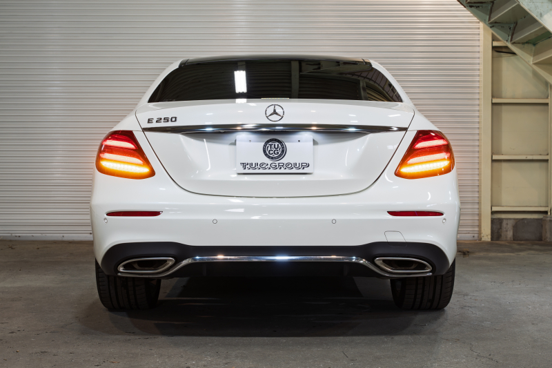 メルセデスベンツ Eクラス E250 ﾚｻﾞｰｴｸｽｸﾙｰｼﾌﾞ&ﾚｰﾀﾞｰｾｰﾌﾃｨPKG　黒ﾅｯﾊﾟ革 ｼｰﾄﾋｰﾀｰ SR 純正ﾅﾋﾞ ﾌﾙｾｸﾞTV CarPlay Burmester 360ｶﾒﾗ ﾏﾙﾁﾋﾞｰﾑLED 自動Rｹﾞｰﾄ ﾊﾝｽﾞﾌﾘｰA AMGｴｱﾛ&19AW　2年保証