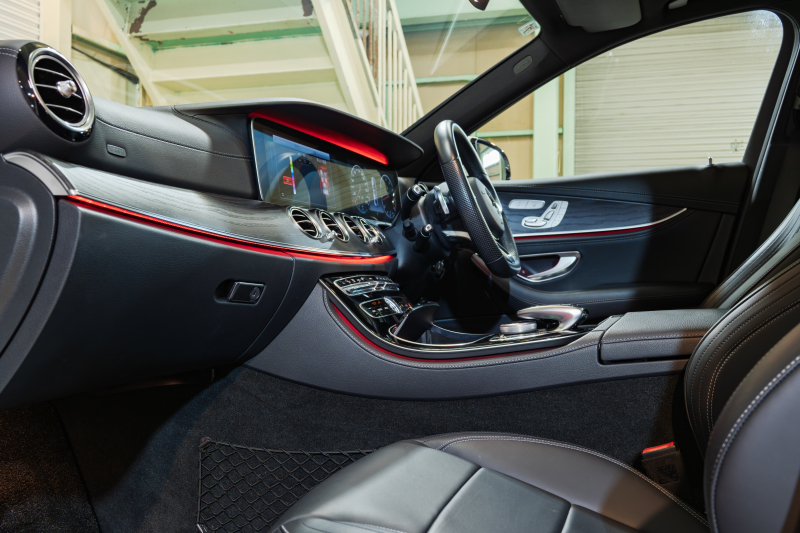 メルセデスベンツ Eクラス E250 ﾚｻﾞｰｴｸｽｸﾙｰｼﾌﾞ&ﾚｰﾀﾞｰｾｰﾌﾃｨPKG　黒ﾅｯﾊﾟ革 ｼｰﾄﾋｰﾀｰ SR 純正ﾅﾋﾞ ﾌﾙｾｸﾞTV CarPlay Burmester 360ｶﾒﾗ ﾏﾙﾁﾋﾞｰﾑLED 自動Rｹﾞｰﾄ ﾊﾝｽﾞﾌﾘｰA AMGｴｱﾛ&19AW　2年保証