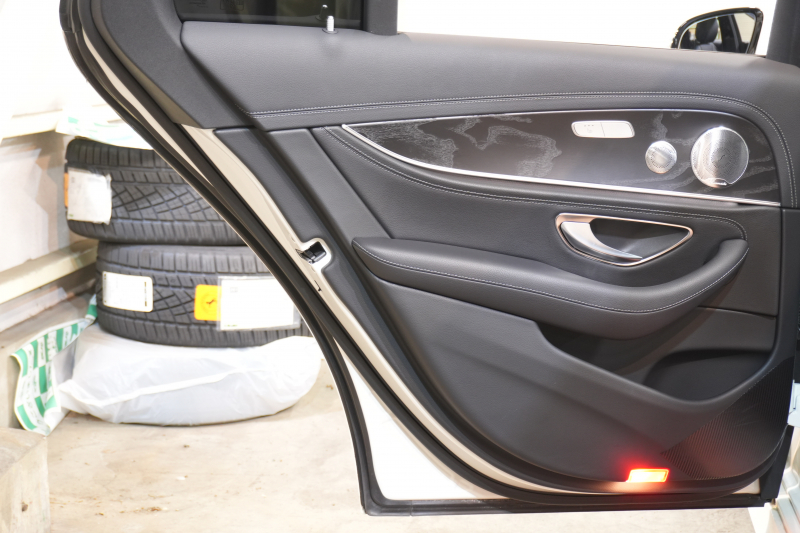 メルセデスベンツ Eクラス E250 ﾚｻﾞｰｴｸｽｸﾙｰｼﾌﾞ&ﾚｰﾀﾞｰｾｰﾌﾃｨPKG　黒ﾅｯﾊﾟ革 ｼｰﾄﾋｰﾀｰ SR 純正ﾅﾋﾞ ﾌﾙｾｸﾞTV CarPlay Burmester 360ｶﾒﾗ ﾏﾙﾁﾋﾞｰﾑLED 自動Rｹﾞｰﾄ ﾊﾝｽﾞﾌﾘｰA AMGｴｱﾛ&19AW　2年保証