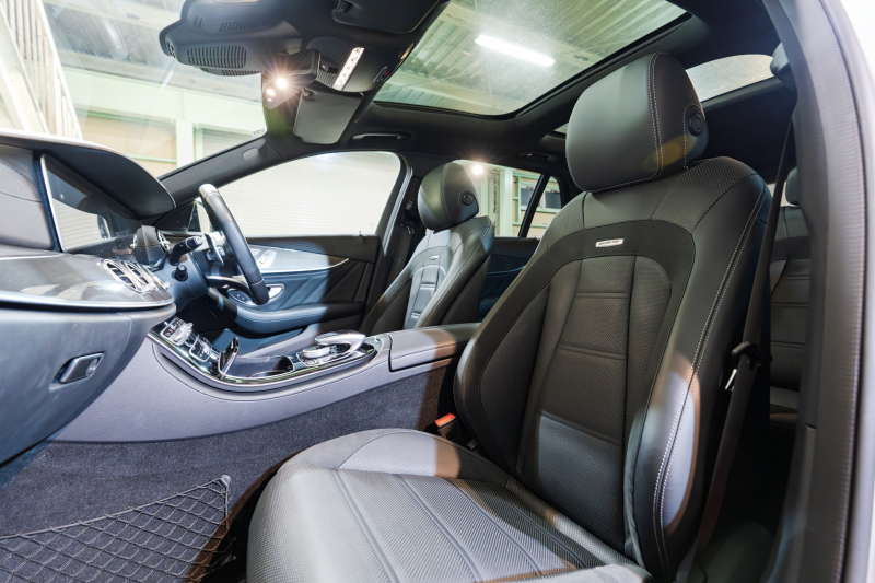 AMG Eクラス E53 ﾜｺﾞﾝ 4MATIC+ ｴｸｽｸﾙｰｼﾌﾞ&ﾚｰﾀﾞｰｾｰﾌﾃｨPKG　ISG搭載 中期 黒革 ﾏｯｻｰｼﾞ機能 ﾋｰﾀｰ&ｸｰﾗｰ ﾊﾟﾉﾗﾏSR 純正ﾅﾋﾞ ﾌﾙｾｸﾞTV 360ｶﾒﾗ ﾌﾞﾙﾒｽﾀｰ HUD ｴｱｻｽ ﾏﾙﾁﾋﾞｰﾑLED 53専用ｴｱﾛ&20ｲﾝﾁAW 　2年保証