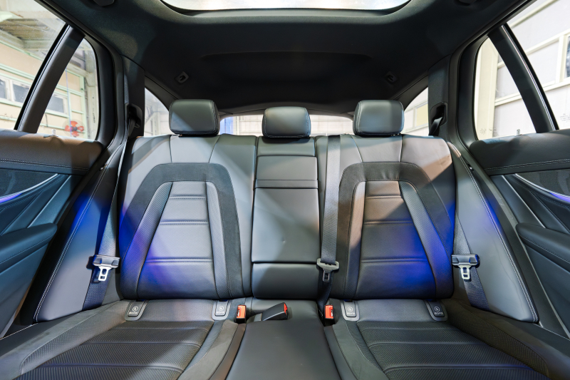 AMG Eクラス E53 ﾜｺﾞﾝ 4MATIC+ ｴｸｽｸﾙｰｼﾌﾞ&ﾚｰﾀﾞｰｾｰﾌﾃｨPKG　ISG搭載 中期 黒革 ﾏｯｻｰｼﾞ機能 ﾋｰﾀｰ&ｸｰﾗｰ ﾊﾟﾉﾗﾏSR 純正ﾅﾋﾞ ﾌﾙｾｸﾞTV 360ｶﾒﾗ ﾌﾞﾙﾒｽﾀｰ HUD ｴｱｻｽ ﾏﾙﾁﾋﾞｰﾑLED 53専用ｴｱﾛ&20ｲﾝﾁAW 　2年保証