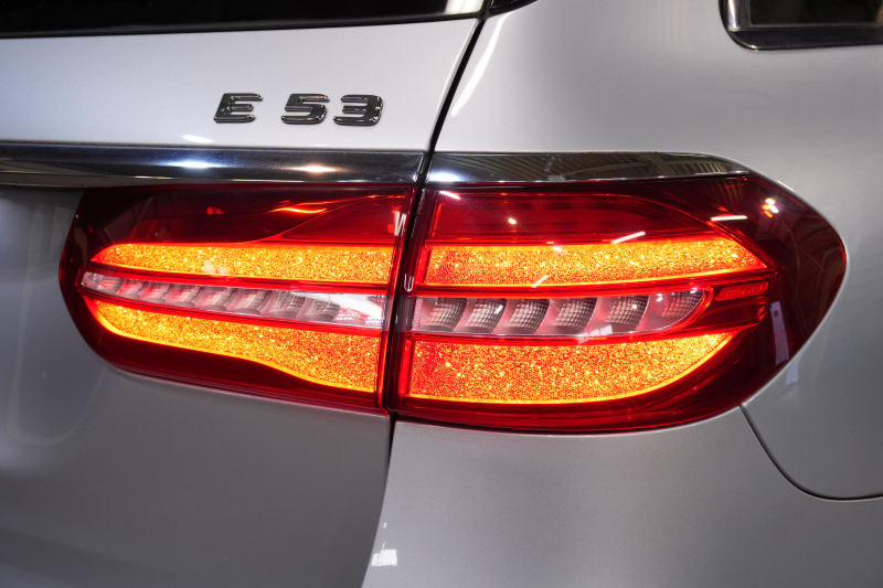 AMG Eクラス E53 ﾜｺﾞﾝ 4MATIC+ ｴｸｽｸﾙｰｼﾌﾞ&ﾚｰﾀﾞｰｾｰﾌﾃｨPKG　ISG搭載 中期 黒革 ﾏｯｻｰｼﾞ機能 ﾋｰﾀｰ&ｸｰﾗｰ ﾊﾟﾉﾗﾏSR 純正ﾅﾋﾞ ﾌﾙｾｸﾞTV 360ｶﾒﾗ ﾌﾞﾙﾒｽﾀｰ HUD ｴｱｻｽ ﾏﾙﾁﾋﾞｰﾑLED 53専用ｴｱﾛ&20ｲﾝﾁAW 　2年保証