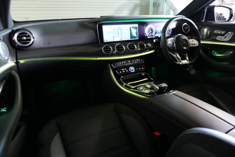 AMG Eクラス E53 ﾜｺﾞﾝ 4MATIC+ ｴｸｽｸﾙｰｼﾌﾞ&ﾚｰﾀﾞｰｾｰﾌﾃｨPKG　ISG搭載 中期 黒革 ﾏｯｻｰｼﾞ機能 ﾋｰﾀｰ&ｸｰﾗｰ ﾊﾟﾉﾗﾏSR 純正ﾅﾋﾞ ﾌﾙｾｸﾞTV 360ｶﾒﾗ ﾌﾞﾙﾒｽﾀｰ HUD ｴｱｻｽ ﾏﾙﾁﾋﾞｰﾑLED 53専用ｴｱﾛ&20ｲﾝﾁAW 　2年保証