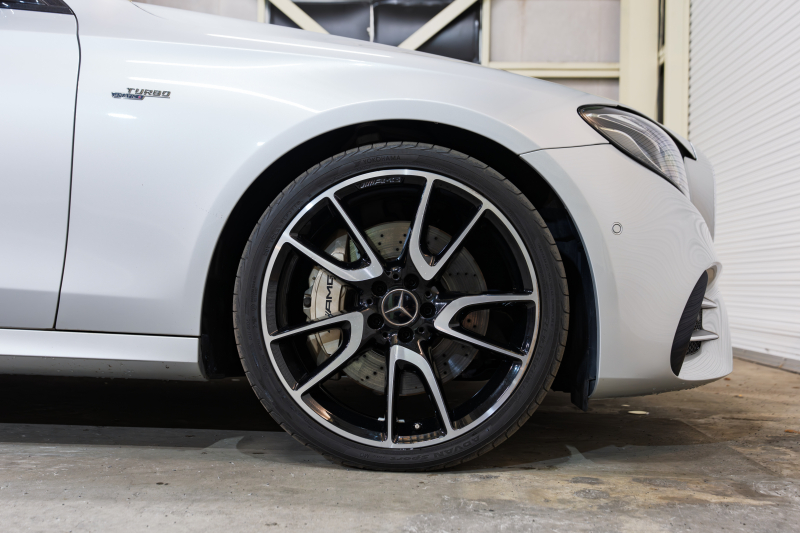 AMG Eクラス E53 ﾜｺﾞﾝ 4MATIC+ ｴｸｽｸﾙｰｼﾌﾞ&ﾚｰﾀﾞｰｾｰﾌﾃｨPKG　ISG搭載 中期 黒革 ﾏｯｻｰｼﾞ機能 ﾋｰﾀｰ&ｸｰﾗｰ ﾊﾟﾉﾗﾏSR 純正ﾅﾋﾞ ﾌﾙｾｸﾞTV 360ｶﾒﾗ ﾌﾞﾙﾒｽﾀｰ HUD ｴｱｻｽ ﾏﾙﾁﾋﾞｰﾑLED 53専用ｴｱﾛ&20ｲﾝﾁAW 　2年保証