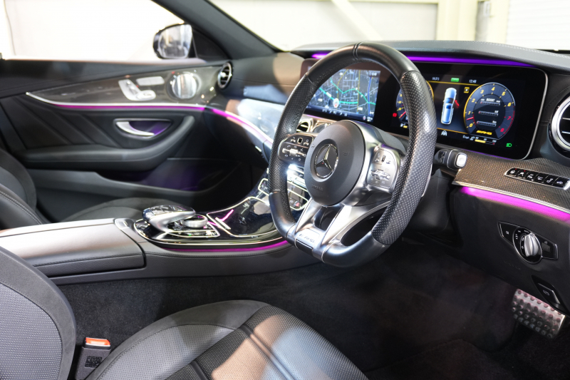 AMG Eクラス E53 ﾜｺﾞﾝ 4MATIC+ ｴｸｽｸﾙｰｼﾌﾞ&ﾚｰﾀﾞｰｾｰﾌﾃｨPKG　ISG搭載 中期 黒革 ﾏｯｻｰｼﾞ機能 ﾋｰﾀｰ&ｸｰﾗｰ ﾊﾟﾉﾗﾏSR 純正ﾅﾋﾞ ﾌﾙｾｸﾞTV 360ｶﾒﾗ ﾌﾞﾙﾒｽﾀｰ HUD ｴｱｻｽ ﾏﾙﾁﾋﾞｰﾑLED 53専用ｴｱﾛ&20ｲﾝﾁAW 　2年保証