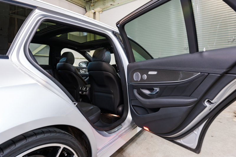 AMG Eクラス E53 ﾜｺﾞﾝ 4MATIC+ ｴｸｽｸﾙｰｼﾌﾞ&ﾚｰﾀﾞｰｾｰﾌﾃｨPKG　ISG搭載 中期 黒革 ﾏｯｻｰｼﾞ機能 ﾋｰﾀｰ&ｸｰﾗｰ ﾊﾟﾉﾗﾏSR 純正ﾅﾋﾞ ﾌﾙｾｸﾞTV 360ｶﾒﾗ ﾌﾞﾙﾒｽﾀｰ HUD ｴｱｻｽ ﾏﾙﾁﾋﾞｰﾑLED 53専用ｴｱﾛ&20ｲﾝﾁAW 　2年保証