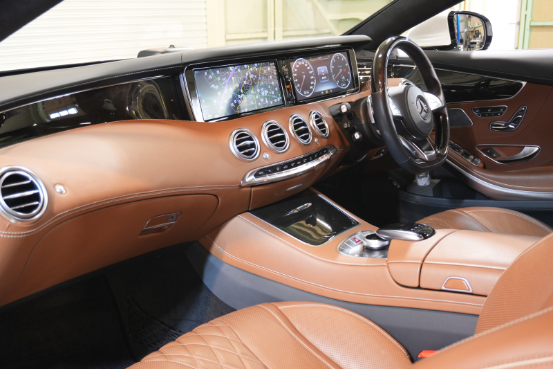 メルセデスベンツ Sクラス S550 ｸｰﾍﾟ AMGﾗｲﾝ ﾚｻﾞｰEXC&ｽﾜﾛﾌｽｷｰｸﾘｽﾀﾙPKG　ﾏｼﾞｯｸﾎﾞﾃﾞｨC 茶革 ﾋｰﾀｰ&ｸｰﾗｰ ﾏｯｻｰｼﾞ機能 ﾀﾞｲﾅﾐｯｸｼｰﾄ MBC ﾊﾟﾉﾗﾐｯｸﾙｰﾌ ﾅﾋﾞTV 360ｶﾒﾗ HUD Burmester AMGｴｱﾛ&20AW　2年保証