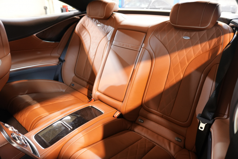 メルセデスベンツ Sクラス S550 ｸｰﾍﾟ AMGﾗｲﾝ ﾚｻﾞｰEXC&ｽﾜﾛﾌｽｷｰｸﾘｽﾀﾙPKG　ﾏｼﾞｯｸﾎﾞﾃﾞｨC 茶革 ﾋｰﾀｰ&ｸｰﾗｰ ﾏｯｻｰｼﾞ機能 ﾀﾞｲﾅﾐｯｸｼｰﾄ MBC ﾊﾟﾉﾗﾐｯｸﾙｰﾌ ﾅﾋﾞTV 360ｶﾒﾗ HUD Burmester AMGｴｱﾛ&20AW　2年保証