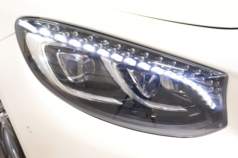 メルセデスベンツ Sクラス S550 ｸｰﾍﾟ AMGﾗｲﾝ ﾚｻﾞｰEXC&ｽﾜﾛﾌｽｷｰｸﾘｽﾀﾙPKG　ﾏｼﾞｯｸﾎﾞﾃﾞｨC 茶革 ﾋｰﾀｰ&ｸｰﾗｰ ﾏｯｻｰｼﾞ機能 ﾀﾞｲﾅﾐｯｸｼｰﾄ MBC ﾊﾟﾉﾗﾐｯｸﾙｰﾌ ﾅﾋﾞTV 360ｶﾒﾗ HUD Burmester AMGｴｱﾛ&20AW　2年保証