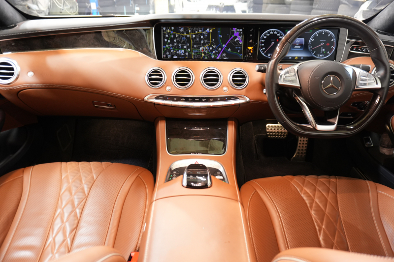 メルセデスベンツ Sクラス S550 ｸｰﾍﾟ AMGﾗｲﾝ ﾚｻﾞｰEXC&ｽﾜﾛﾌｽｷｰｸﾘｽﾀﾙPKG　ﾏｼﾞｯｸﾎﾞﾃﾞｨC 茶革 ﾋｰﾀｰ&ｸｰﾗｰ ﾏｯｻｰｼﾞ機能 ﾀﾞｲﾅﾐｯｸｼｰﾄ MBC ﾊﾟﾉﾗﾐｯｸﾙｰﾌ ﾅﾋﾞTV 360ｶﾒﾗ HUD Burmester AMGｴｱﾛ&20AW　2年保証