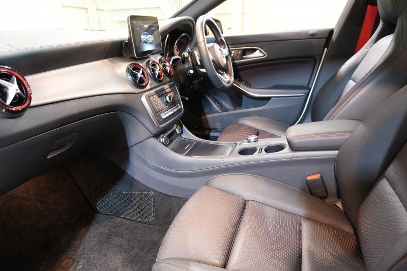 メルセデスベンツ CLAクラス CLA250 ｼｭﾎﾟﾙﾄ 4MATIC AMGﾚｻﾞｰｴｸｽｸﾙｰｼﾌﾞ&ﾚｰﾀﾞｰｾｰﾌﾃｨPKG　後期 黒革 ｼｰﾄﾋｰﾀｰ ﾊﾟﾉﾗﾏSR 純正ﾅﾋﾞ ﾌﾙｾｸﾞTV harman/kardon LEDﾍｯﾄﾞ ﾊﾝｽﾞﾌﾘｰA AMGｴｱﾛ&18AW　2年保証