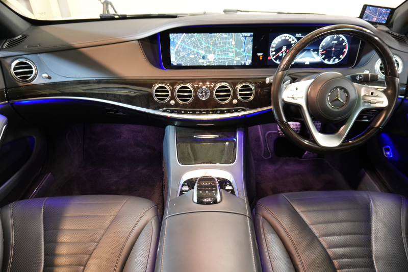 メルセデスベンツ Sクラス S560ﾛﾝｸﾞ AMGﾗｲﾝﾌﾟﾗｽ ﾚｻﾞｰｴｸｽｸﾙｰｼﾌﾞ&ﾚｰﾀﾞｰｾｰﾌﾃｨPKG　後期 黒ﾅｯﾊﾟ革 ﾋｰﾀｰ&ｸｰﾗｰ ﾏｯｻｰｼﾞ機能 ﾀﾞｲﾅﾐｯｸｼｰﾄ ﾊﾟﾉﾗﾏSR ﾅﾋﾞTV 360ｶﾒﾗ ﾌﾞﾙﾒｽﾀｰ HUD CarPlay ｲｰｼﾞｰｸﾛｰｼﾞｬｰ AMGｴｱﾛ&20ｲﾝﾁAW　2年保証