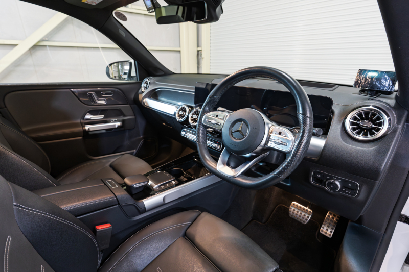 メルセデスベンツ GLB GLB200d 4MATIC AMGﾗｲﾝ AMGﾚｻﾞｰEXC ｱﾄﾞﾊﾞﾝｽﾄﾞP ﾚｰﾀﾞｰSP　Pｽﾀ Meｺﾈ 黒/灰革 ﾒﾓﾘｰ付Pｼｰﾄ ﾊﾟﾉﾗﾏSR 純正ﾅﾋﾞ 360ｶﾒ ﾍｯﾄﾞｱｯﾌﾟD ｱﾄﾞﾊﾞﾝｽﾄﾞｽﾋﾟｰｶｰ ACC BSM LCW 　2年保証