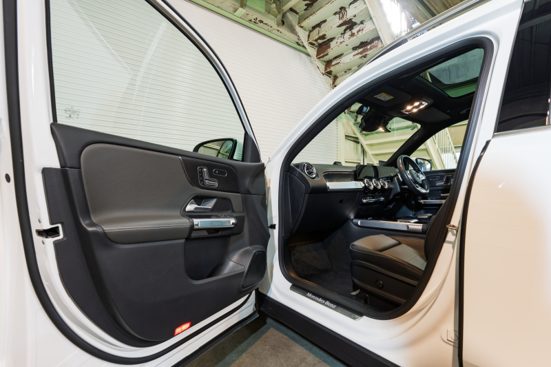 メルセデスベンツ GLB GLB200d 4MATIC AMGﾗｲﾝ AMGﾚｻﾞｰEXC ｱﾄﾞﾊﾞﾝｽﾄﾞP ﾚｰﾀﾞｰSP　Pｽﾀ Meｺﾈ 黒/灰革 ﾒﾓﾘｰ付Pｼｰﾄ ﾊﾟﾉﾗﾏSR 純正ﾅﾋﾞ 360ｶﾒ ﾍｯﾄﾞｱｯﾌﾟD ｱﾄﾞﾊﾞﾝｽﾄﾞｽﾋﾟｰｶｰ ACC BSM LCW 　2年保証