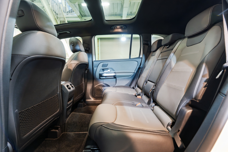 メルセデスベンツ GLB GLB200d 4MATIC AMGﾗｲﾝ AMGﾚｻﾞｰEXC ｱﾄﾞﾊﾞﾝｽﾄﾞP ﾚｰﾀﾞｰSP　Pｽﾀ Meｺﾈ 黒/灰革 ﾒﾓﾘｰ付Pｼｰﾄ ﾊﾟﾉﾗﾏSR 純正ﾅﾋﾞ 360ｶﾒ ﾍｯﾄﾞｱｯﾌﾟD ｱﾄﾞﾊﾞﾝｽﾄﾞｽﾋﾟｰｶｰ ACC BSM LCW 　2年保証