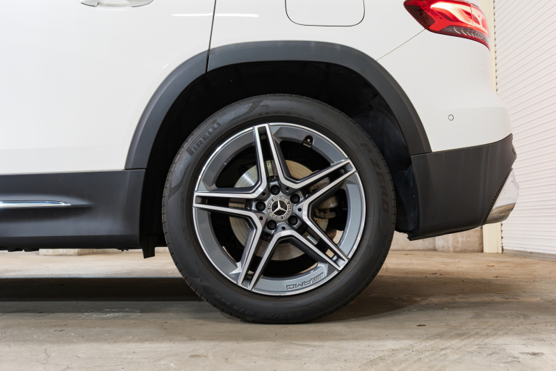 メルセデスベンツ GLB GLB200d 4MATIC AMGﾗｲﾝ AMGﾚｻﾞｰEXC ｱﾄﾞﾊﾞﾝｽﾄﾞP ﾚｰﾀﾞｰSP　Pｽﾀ Meｺﾈ 黒/灰革 ﾒﾓﾘｰ付Pｼｰﾄ ﾊﾟﾉﾗﾏSR 純正ﾅﾋﾞ 360ｶﾒ ﾍｯﾄﾞｱｯﾌﾟD ｱﾄﾞﾊﾞﾝｽﾄﾞｽﾋﾟｰｶｰ ACC BSM LCW 　2年保証