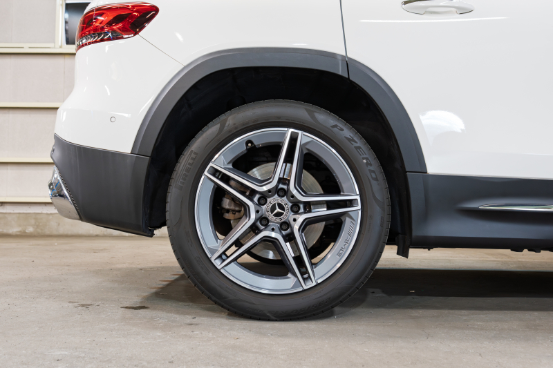 メルセデスベンツ GLB GLB200d 4MATIC AMGﾗｲﾝ AMGﾚｻﾞｰEXC ｱﾄﾞﾊﾞﾝｽﾄﾞP ﾚｰﾀﾞｰSP　Pｽﾀ Meｺﾈ 黒/灰革 ﾒﾓﾘｰ付Pｼｰﾄ ﾊﾟﾉﾗﾏSR 純正ﾅﾋﾞ 360ｶﾒ ﾍｯﾄﾞｱｯﾌﾟD ｱﾄﾞﾊﾞﾝｽﾄﾞｽﾋﾟｰｶｰ ACC BSM LCW 　2年保証