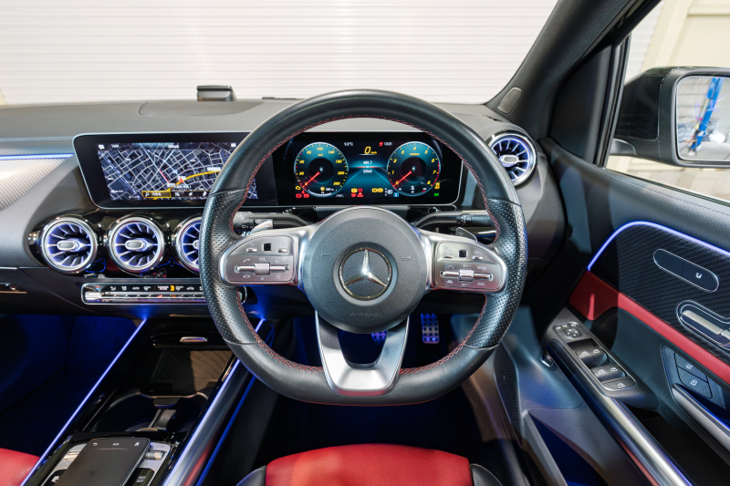 メルセデスベンツ Bクラス B180 AMGﾚｻﾞｰEXC&ｱﾄﾞﾊﾞﾝｽﾄﾞ&ﾅﾋﾞｹﾞｰｼｮﾝ&ﾚｰﾀﾞｰｾｰﾌﾃｨPKG　赤黒革 ｼｰﾄﾋｰﾀｰ SR MBUXﾅﾋﾞ ﾌﾙｾｸﾞTV 360ｶﾒﾗ PTS ﾏﾙﾁﾋﾞｰﾑLED 自動Rｹﾞｰﾄ&ﾊﾝｽﾞﾌﾘｰA AMGｴｱﾛ&18AW　2年保証