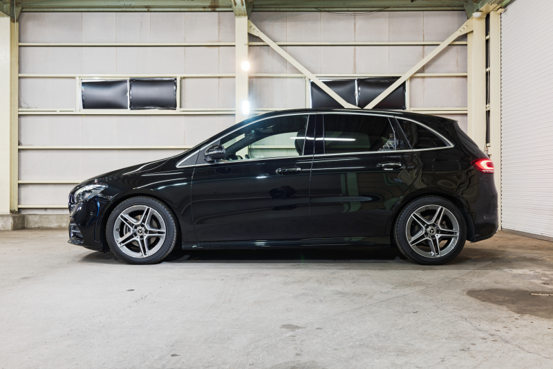 メルセデスベンツ Bクラス B180 AMGﾚｻﾞｰEXC&ｱﾄﾞﾊﾞﾝｽﾄﾞ&ﾅﾋﾞｹﾞｰｼｮﾝ&ﾚｰﾀﾞｰｾｰﾌﾃｨPKG　赤黒革 ｼｰﾄﾋｰﾀｰ SR MBUXﾅﾋﾞ ﾌﾙｾｸﾞTV 360ｶﾒﾗ PTS ﾏﾙﾁﾋﾞｰﾑLED 自動Rｹﾞｰﾄ&ﾊﾝｽﾞﾌﾘｰA AMGｴｱﾛ&18AW　2年保証