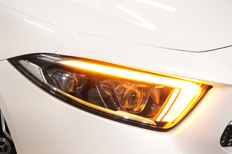 メルセデスベンツ CLS CLS450 4MATIC ｽﾎﾟｰﾂ ｴｸｽｸﾙｰｼﾌﾞ&ﾚｰﾀﾞｰｾｰﾌﾃｨPKG　1ｵｰﾅｰ ISG搭載 黒革 ﾋｰﾀｰ&ｸｰﾗｰ ﾀﾞｲﾅﾐｯｸｼｰﾄ SR 純正ﾅﾋﾞ ﾌﾙｾｸﾞTV CarPlay Buremester HUD ﾘﾗｸｾﾞｰｼｮﾝ機能 AMGｴｱﾛ&19AW　2年保証