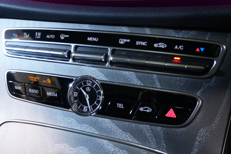 メルセデスベンツ CLS CLS450 4MATIC ｽﾎﾟｰﾂ ｴｸｽｸﾙｰｼﾌﾞ&ﾚｰﾀﾞｰｾｰﾌﾃｨPKG　1ｵｰﾅｰ ISG搭載 黒革 ﾋｰﾀｰ&ｸｰﾗｰ ﾀﾞｲﾅﾐｯｸｼｰﾄ SR 純正ﾅﾋﾞ ﾌﾙｾｸﾞTV CarPlay Buremester HUD ﾘﾗｸｾﾞｰｼｮﾝ機能 AMGｴｱﾛ&19AW　2年保証