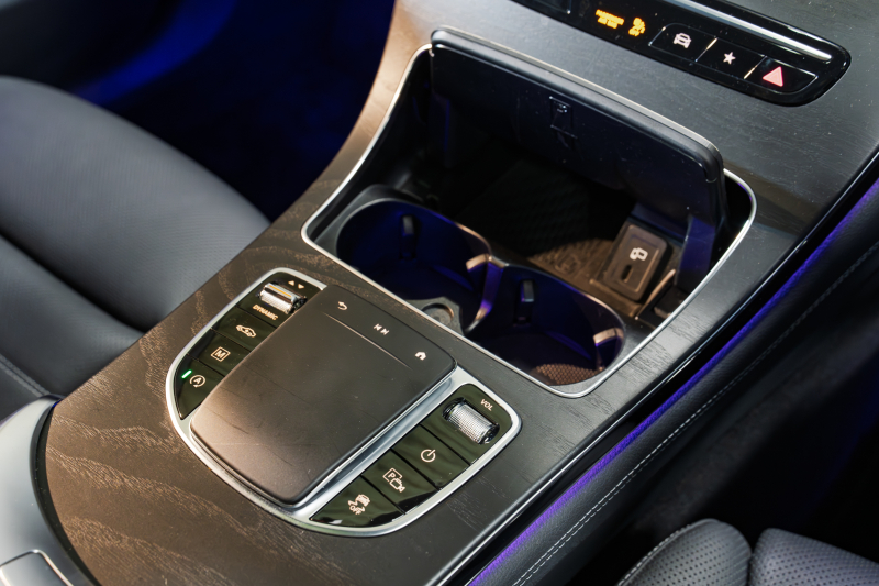 メルセデスベンツ GLCクーペ GLC220d 4MATIC ｸｰﾍﾟ AMGﾗｲﾝ ﾚｻﾞｰEXC&ﾚｰﾀﾞｰSP　後期ﾓﾃﾞﾙ 黒革 ｼｰﾄﾋｰﾀｰ&ｸｰﾗｰ MBUXﾅﾋﾞ ﾌﾙｾｸﾞTV HUD 360ｶﾒﾗ ﾌﾞﾙﾒｽﾀｰ ﾏﾙﾁﾋﾞｰﾑLED ﾘﾗｸｾﾞｰｼｮﾝ機能 ｴｱｻｽ AMGｴｱﾛ&19ｲﾝﾁAW　2年保証