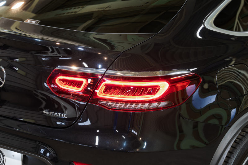 メルセデスベンツ GLCクーペ GLC220d 4MATIC ｸｰﾍﾟ AMGﾗｲﾝ ﾚｻﾞｰEXC&ﾚｰﾀﾞｰSP　後期ﾓﾃﾞﾙ 黒革 ｼｰﾄﾋｰﾀｰ&ｸｰﾗｰ MBUXﾅﾋﾞ ﾌﾙｾｸﾞTV HUD 360ｶﾒﾗ ﾌﾞﾙﾒｽﾀｰ ﾏﾙﾁﾋﾞｰﾑLED ﾘﾗｸｾﾞｰｼｮﾝ機能 ｴｱｻｽ AMGｴｱﾛ&19ｲﾝﾁAW　2年保証