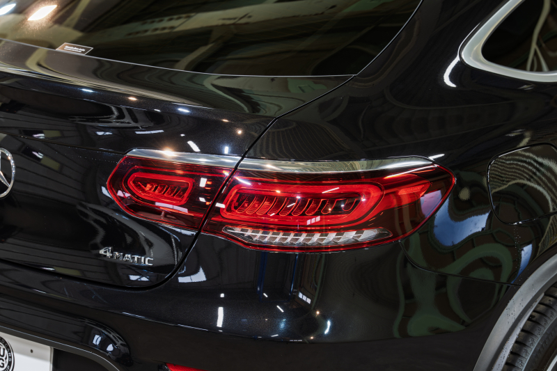 メルセデスベンツ GLCクーペ GLC220d 4MATIC ｸｰﾍﾟ AMGﾗｲﾝ ﾚｻﾞｰEXC&ﾚｰﾀﾞｰSP　後期ﾓﾃﾞﾙ 黒革 ｼｰﾄﾋｰﾀｰ&ｸｰﾗｰ MBUXﾅﾋﾞ ﾌﾙｾｸﾞTV HUD 360ｶﾒﾗ ﾌﾞﾙﾒｽﾀｰ ﾏﾙﾁﾋﾞｰﾑLED ﾘﾗｸｾﾞｰｼｮﾝ機能 ｴｱｻｽ AMGｴｱﾛ&19ｲﾝﾁAW　2年保証