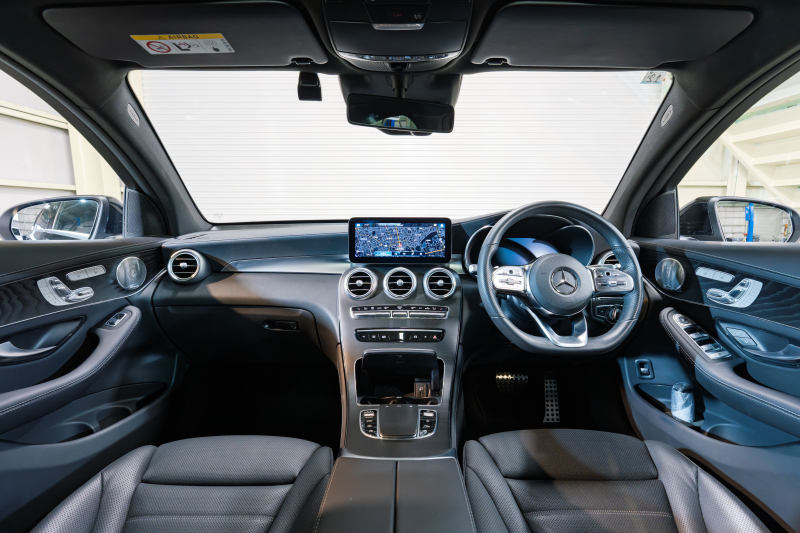 メルセデスベンツ GLCクーペ GLC220d 4MATIC ｸｰﾍﾟ AMGﾗｲﾝ ﾚｻﾞｰEXC&ﾚｰﾀﾞｰSP　後期ﾓﾃﾞﾙ 黒革 ｼｰﾄﾋｰﾀｰ&ｸｰﾗｰ MBUXﾅﾋﾞ ﾌﾙｾｸﾞTV HUD 360ｶﾒﾗ ﾌﾞﾙﾒｽﾀｰ ﾏﾙﾁﾋﾞｰﾑLED ﾘﾗｸｾﾞｰｼｮﾝ機能 ｴｱｻｽ AMGｴｱﾛ&19ｲﾝﾁAW　2年保証