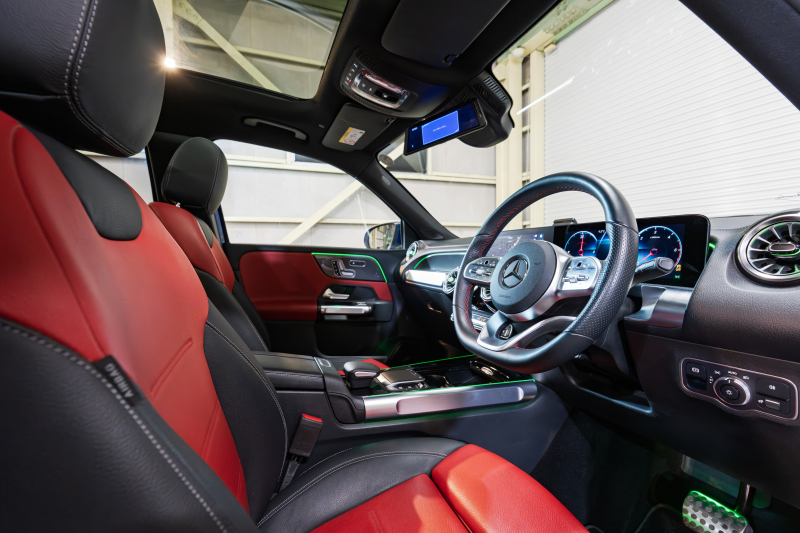 メルセデスベンツ GLB GLB200d 4MATIC AMGﾗｲﾝ ﾚｻﾞｰEXC&ｱﾄﾞﾊﾞﾝｽﾄﾞ&ﾅﾋﾞｹﾞｰｼｮﾝ&ﾚｰﾀﾞｰｾｰﾌﾃｨPKG　1ｵ-ﾅ 黒赤革 ｼｰﾄﾋｰﾀｰ ﾊﾟﾉﾗﾏSR MBUXﾅﾋﾞ ﾌﾙｾｸﾞTV 360ｶﾒﾗ HUD ﾏﾙﾁﾋﾞｰﾑLED ﾜｲﾔﾚｽﾁｬｰｼﾞﾝｸﾞ AMGｴｱﾛ&19ｲﾝﾁAW　2年保証