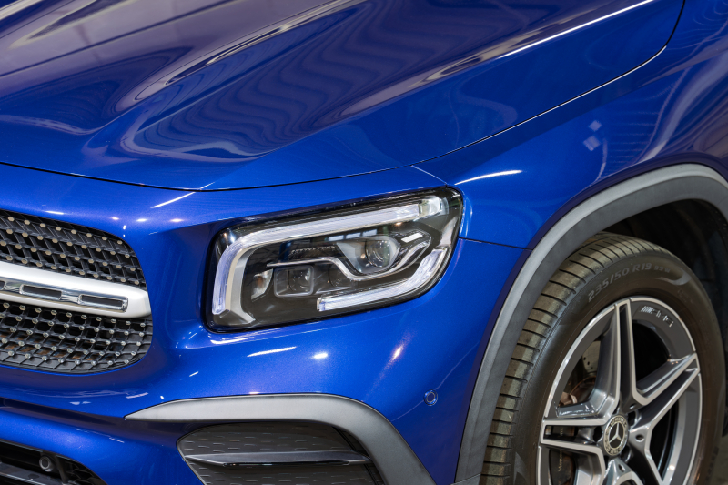 メルセデスベンツ GLB GLB200d 4MATIC AMGﾗｲﾝ ﾚｻﾞｰEXC&ｱﾄﾞﾊﾞﾝｽﾄﾞ&ﾅﾋﾞｹﾞｰｼｮﾝ&ﾚｰﾀﾞｰｾｰﾌﾃｨPKG　1ｵ-ﾅ 黒赤革 ｼｰﾄﾋｰﾀｰ ﾊﾟﾉﾗﾏSR MBUXﾅﾋﾞ ﾌﾙｾｸﾞTV 360ｶﾒﾗ HUD ﾏﾙﾁﾋﾞｰﾑLED ﾜｲﾔﾚｽﾁｬｰｼﾞﾝｸﾞ AMGｴｱﾛ&19ｲﾝﾁAW　2年保証