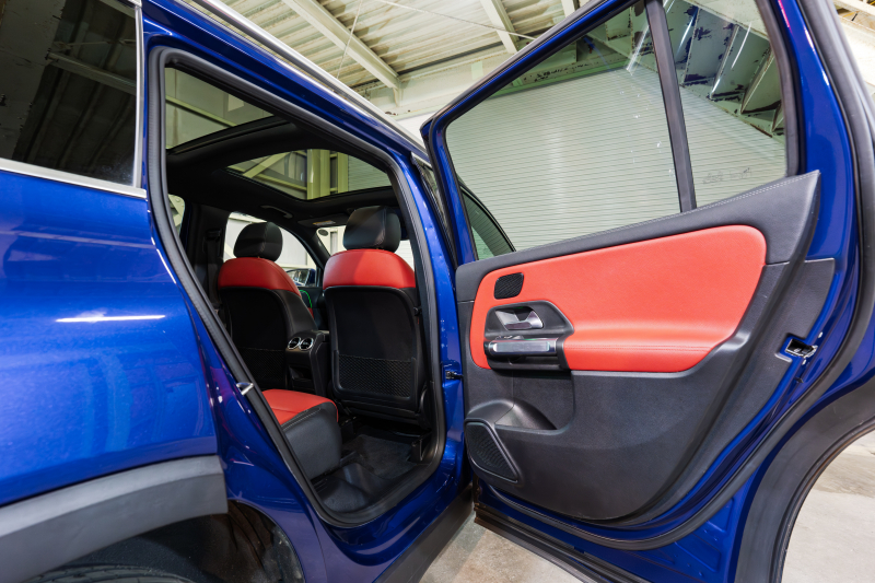 メルセデスベンツ GLB GLB200d 4MATIC AMGﾗｲﾝ ﾚｻﾞｰEXC&ｱﾄﾞﾊﾞﾝｽﾄﾞ&ﾅﾋﾞｹﾞｰｼｮﾝ&ﾚｰﾀﾞｰｾｰﾌﾃｨPKG　1ｵ-ﾅ 黒赤革 ｼｰﾄﾋｰﾀｰ ﾊﾟﾉﾗﾏSR MBUXﾅﾋﾞ ﾌﾙｾｸﾞTV 360ｶﾒﾗ HUD ﾏﾙﾁﾋﾞｰﾑLED ﾜｲﾔﾚｽﾁｬｰｼﾞﾝｸﾞ AMGｴｱﾛ&19ｲﾝﾁAW　2年保証