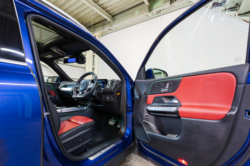 メルセデスベンツ GLB GLB200d 4MATIC AMGﾗｲﾝ ﾚｻﾞｰEXC&ｱﾄﾞﾊﾞﾝｽﾄﾞ&ﾅﾋﾞｹﾞｰｼｮﾝ&ﾚｰﾀﾞｰｾｰﾌﾃｨPKG　1ｵ-ﾅ 黒赤革 ｼｰﾄﾋｰﾀｰ ﾊﾟﾉﾗﾏSR MBUXﾅﾋﾞ ﾌﾙｾｸﾞTV 360ｶﾒﾗ HUD ﾏﾙﾁﾋﾞｰﾑLED ﾜｲﾔﾚｽﾁｬｰｼﾞﾝｸﾞ AMGｴｱﾛ&19ｲﾝﾁAW　2年保証